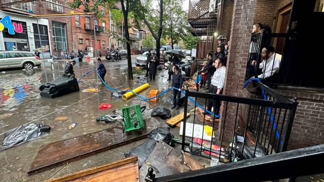 skynews-new-york-flooding_6302531.jpg